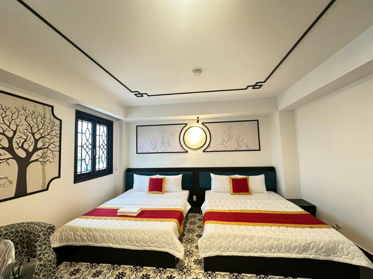 Phu Gia 113 Ntt Hotel